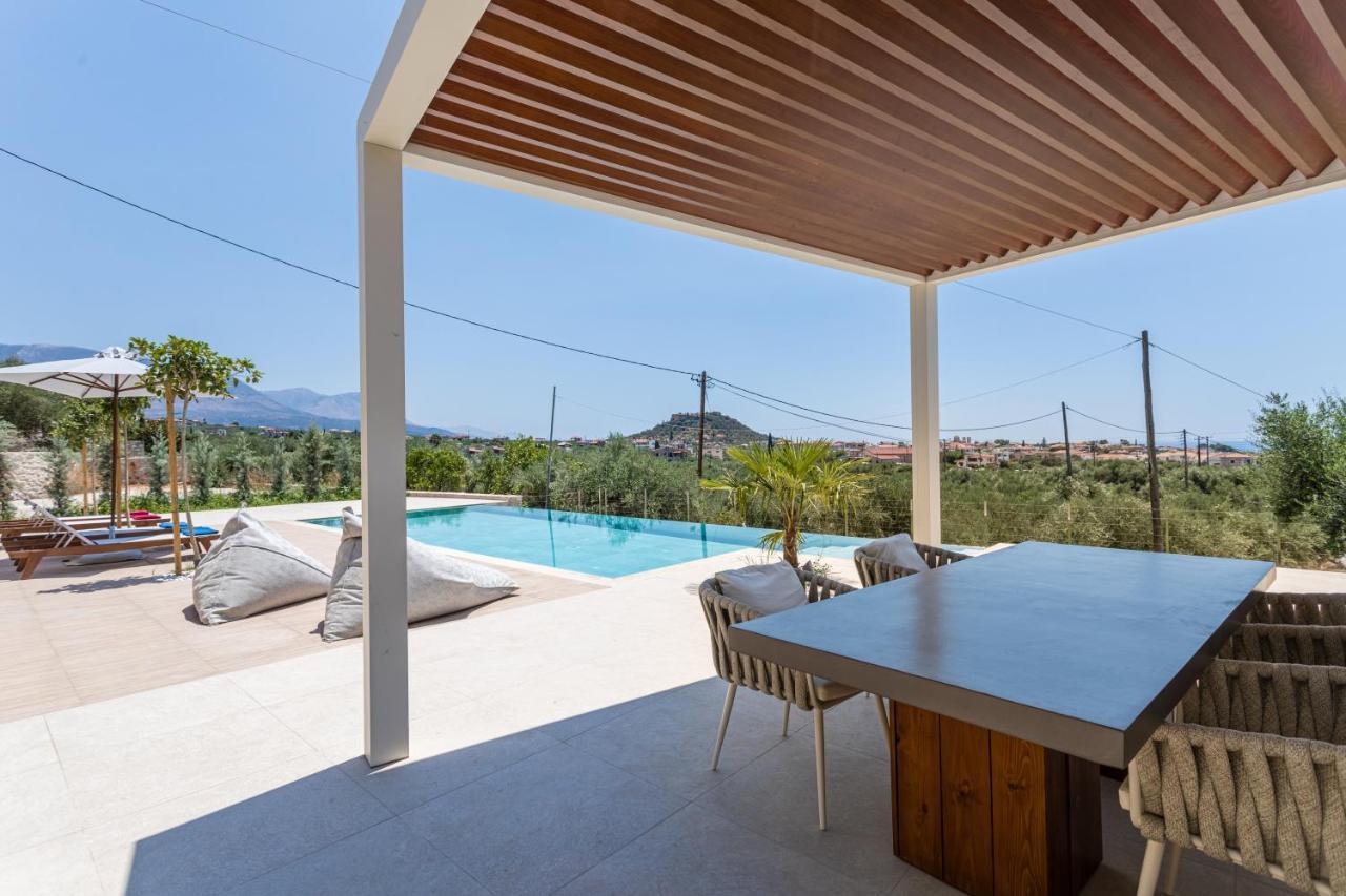 Manitennisvillas Stoupa Bagian luar foto