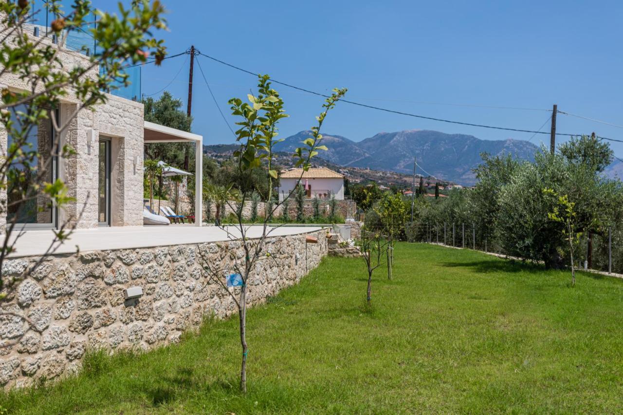Manitennisvillas Stoupa Bagian luar foto